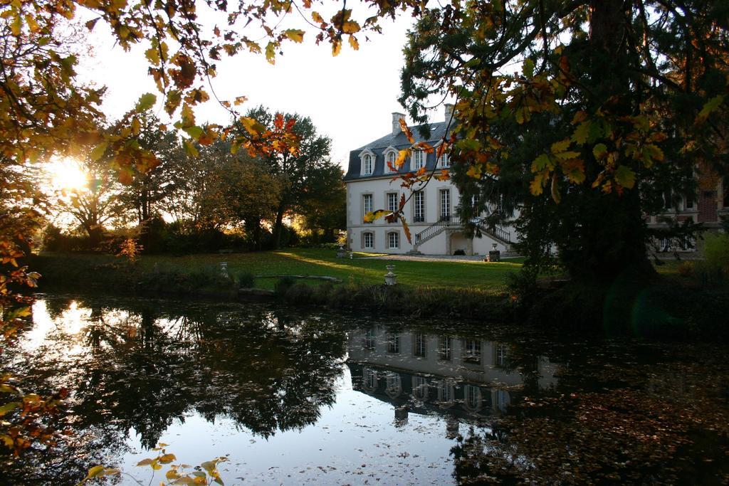 Flacey  Domaine De Moresville B&B الغرفة الصورة